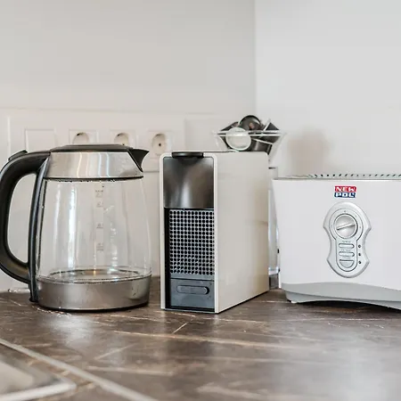 Marina Palace With Swimming Pool شقة أذيخي