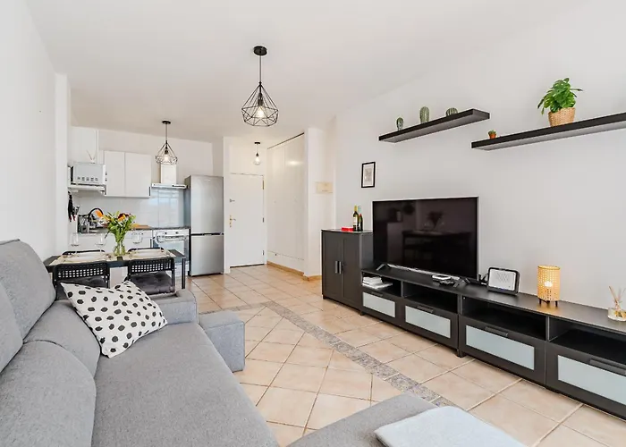 Marina Palace With Swimming Pool * أذيخي