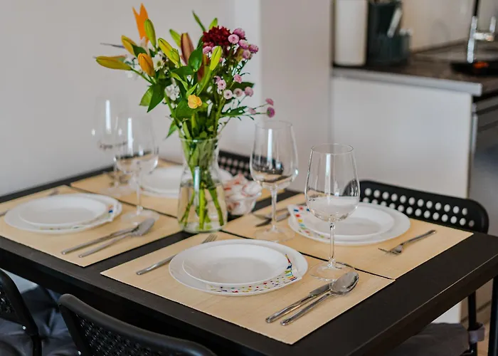 Marina Palace With Swimming Pool Appartamento