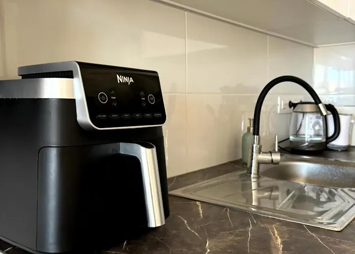 Apartment Marina Palace With Swimming Pool